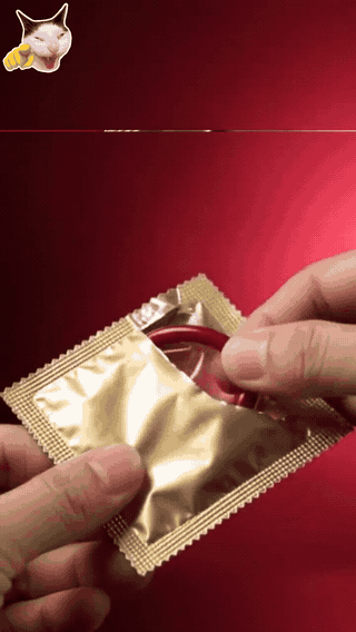 Condones Caja X36 Surtidos con sensaciones diferentes ( Ultrafinos , Estriados y TeXturizados) · GIF 1